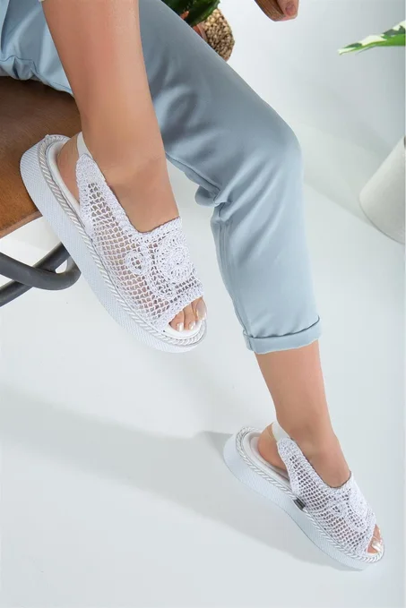 صندالة فخمة و انيقة للنساء (الأكثر مبيعا )حصري 🤍