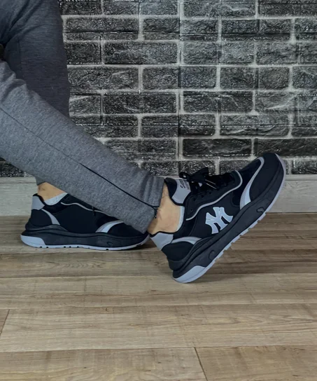 NEW YORK  Excellent Quality