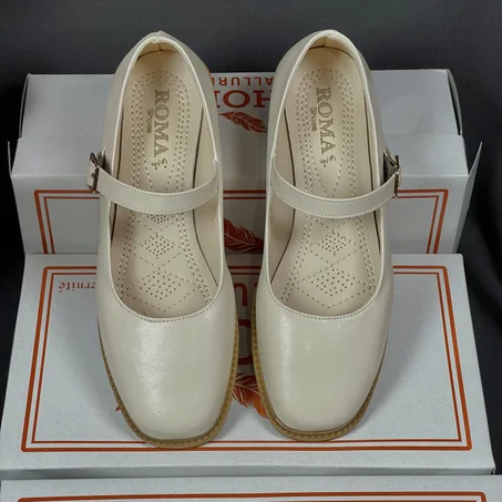 ِChaussure Femme Casual et Classique