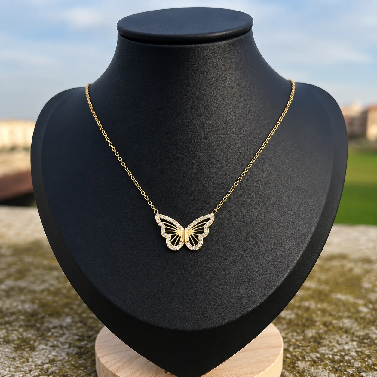 ✨Luna Papillon collier✨