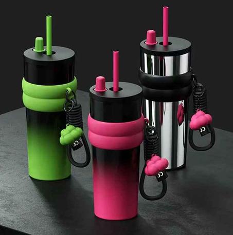 ترمس حراري أنيق و عصري : كوب من الرقي في متناول يدك