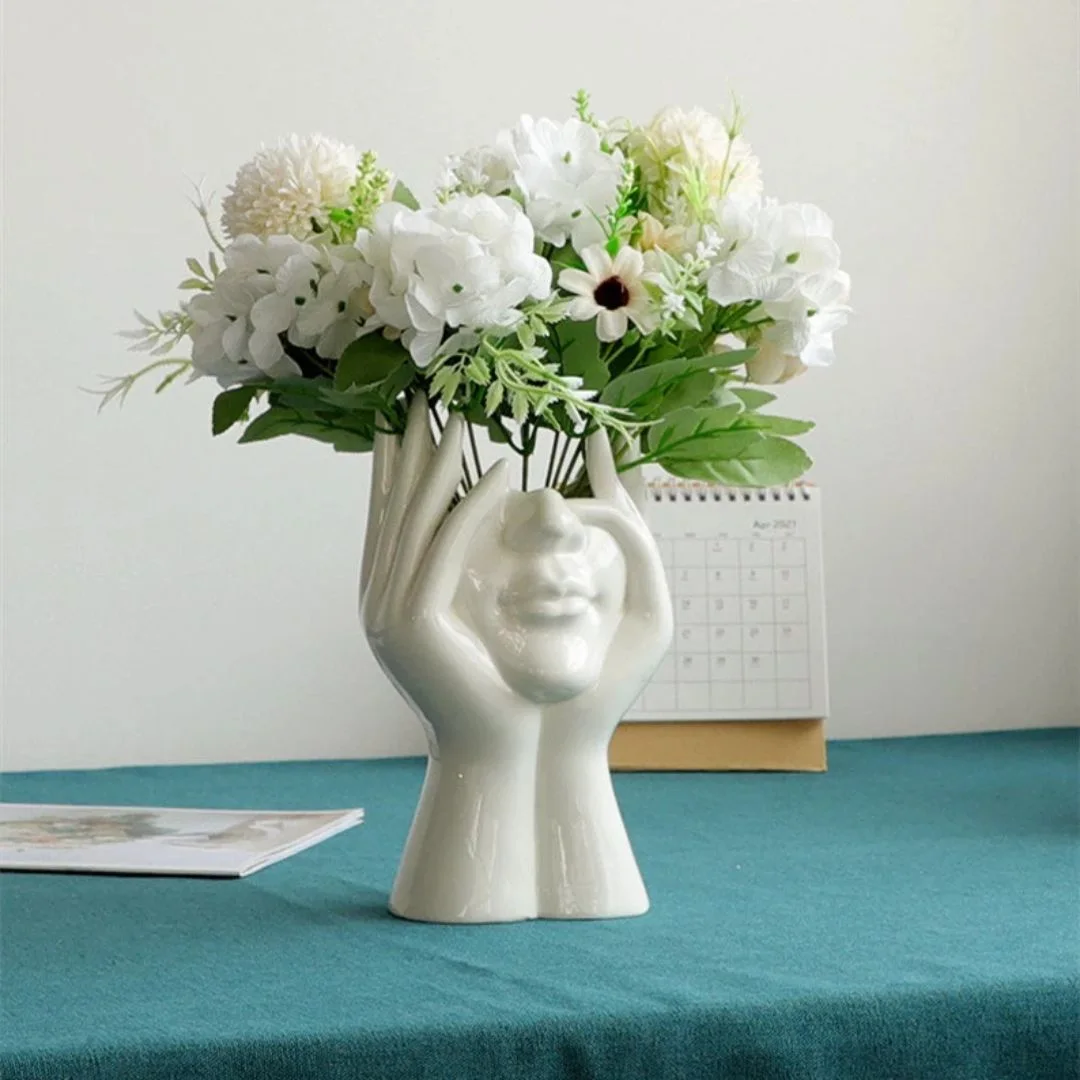 Vase thinker