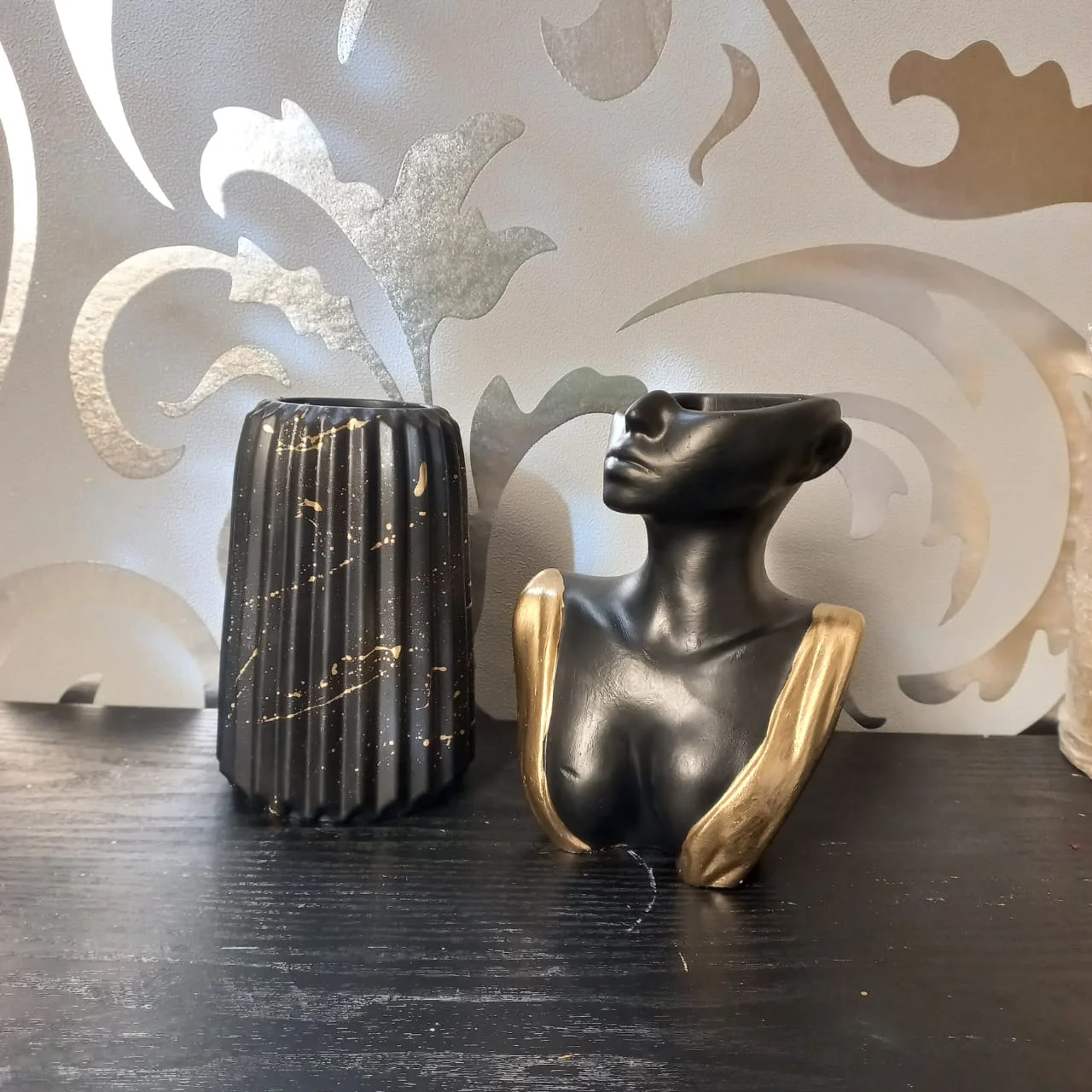 Pack vases