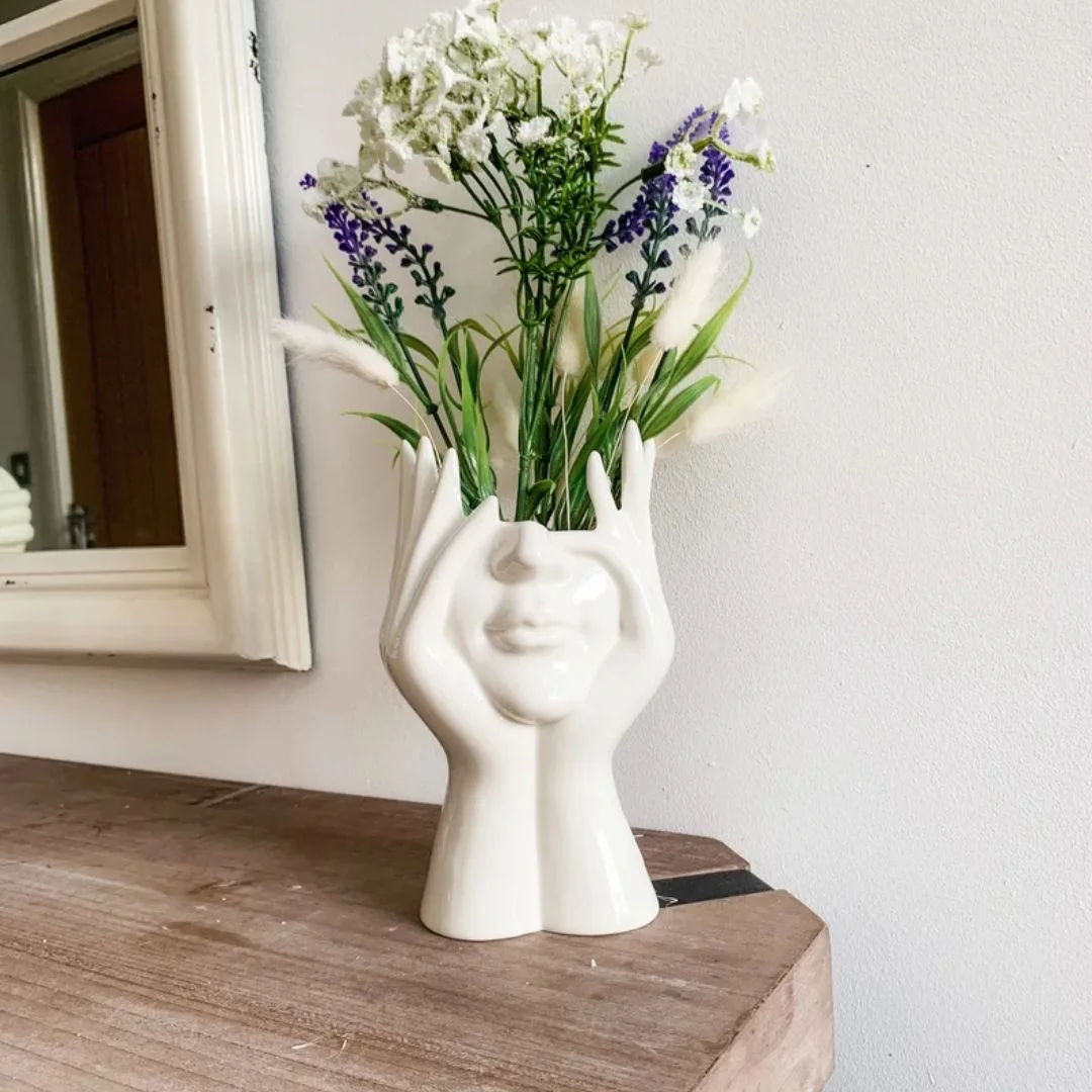 Vase thinker
