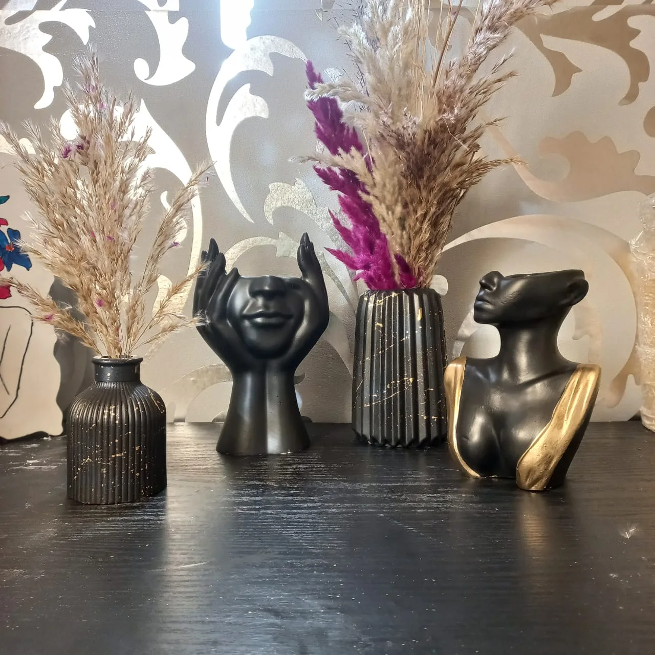 Pack vases