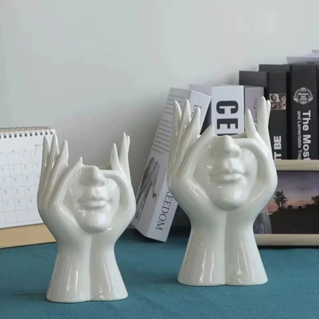 Vase thinker