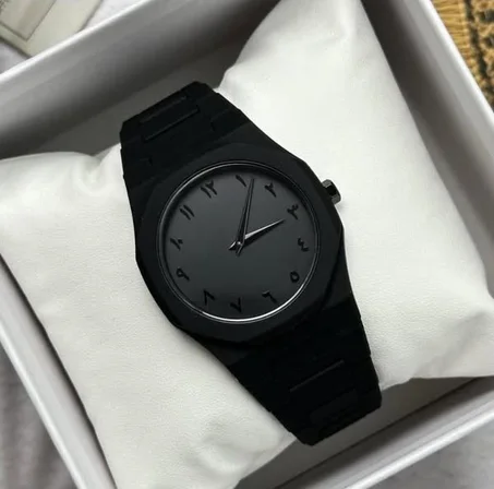 ساعة الإيلاف الفاخرة بتصميم عصري