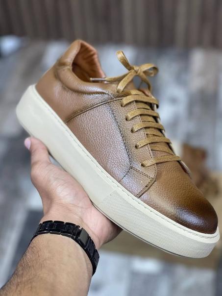 Basket cuir marron R111