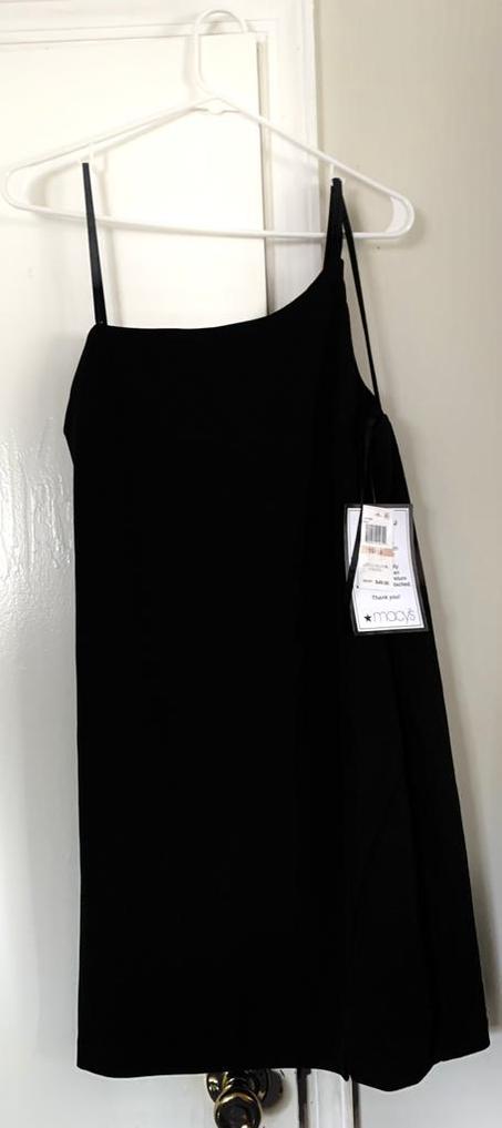 Nuisette Noire Macys فستان اسود