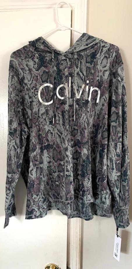 Sweat à capuche CALVIN KLEIN كالفن كلاين هوديي