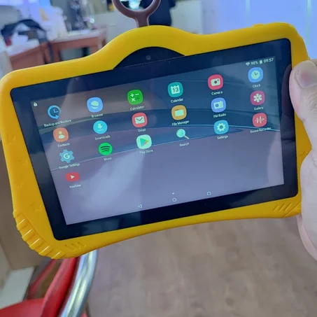 تابلت الأطفال S700
