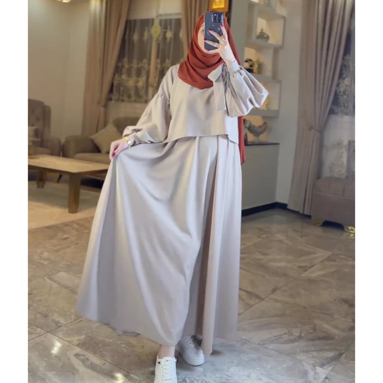 نقدم لكي سيدتي  كسوة 2 بياس كتجي غزالة فاللبسة سامبل على شكل فراشة