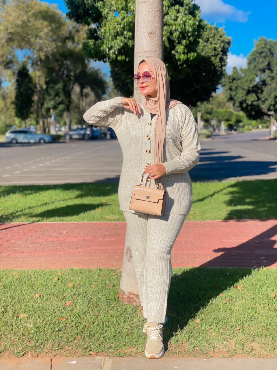 انصومبل  بالصدف صوف للمحجبات والغير المحجبات