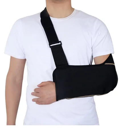 🩹 Universal Arm Sling Adjustable Support Strap – حمالة ذراع عالمية قابلة للتعديل لدعم الذراع بعد الإصابات