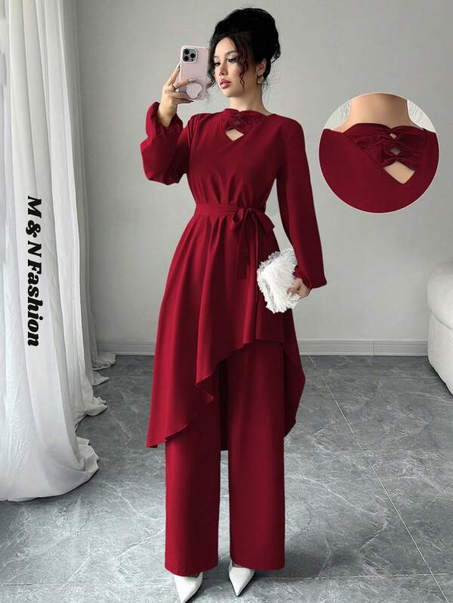 أنصومبل نسائي أنيق من قطعتين مع ربطة عقدة و حزام