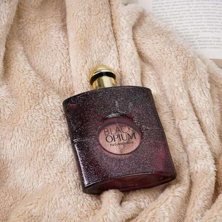 إيف سان لورلان بلاك اوبيوم أصلي بدون كرتون