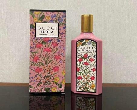 عطر قوتشي فلورا  100مل عطر للنساء,