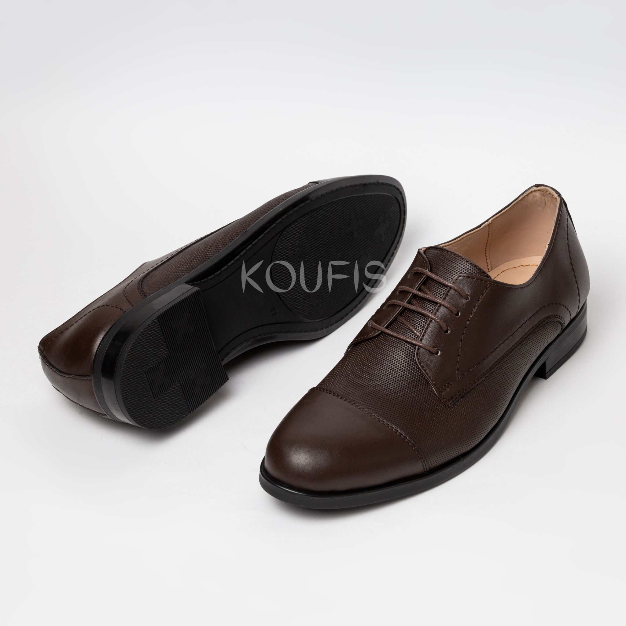 CHAUSSURE EN CUIR 307