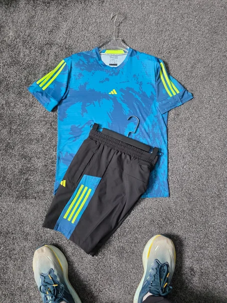 Ensemble Sport – Style & Performance