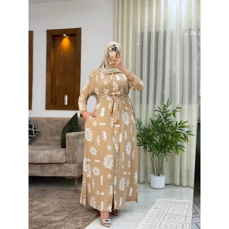 robe pyramide avec ceinture