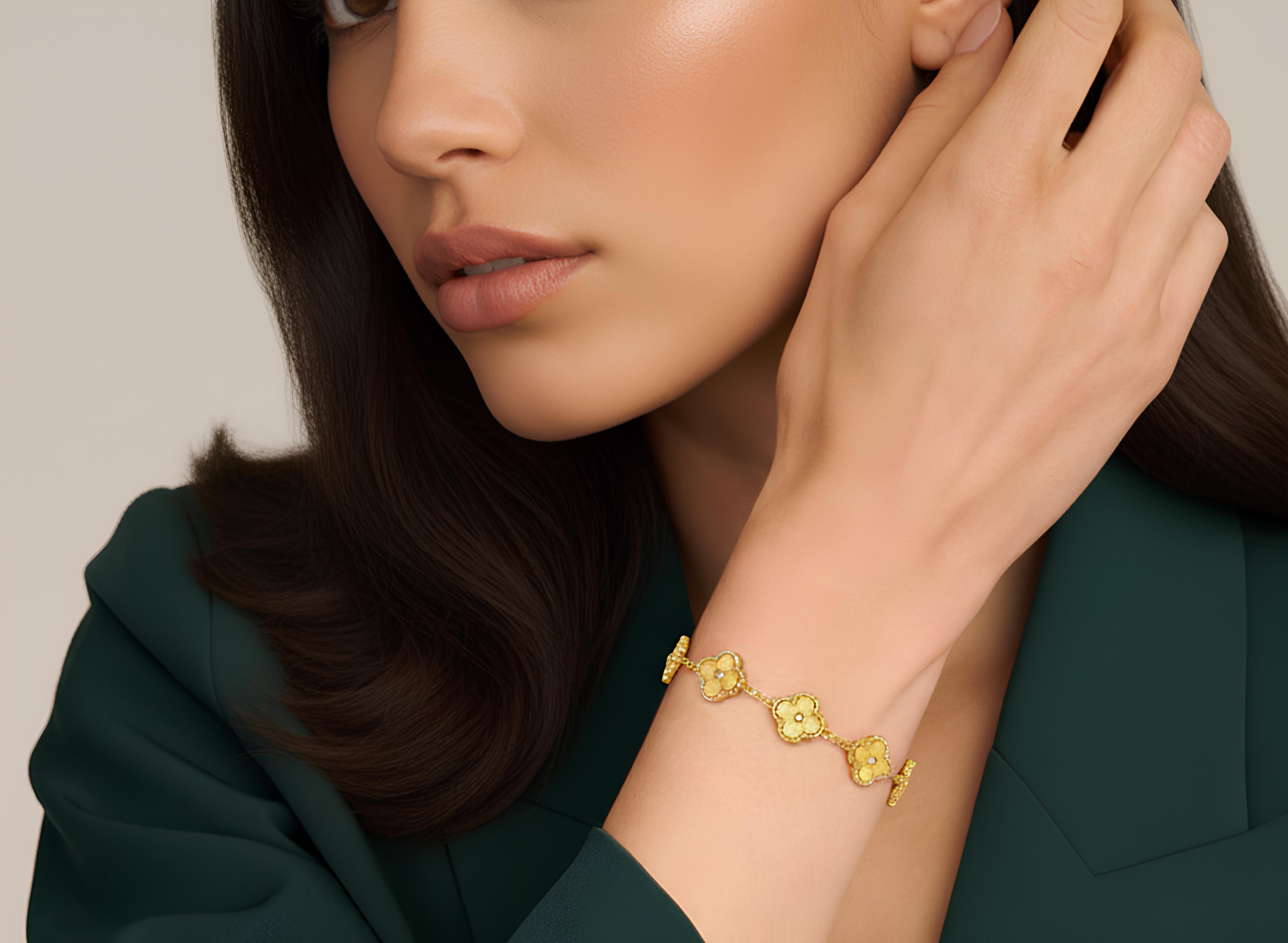 Bracelet Fleur Dorée Élégance