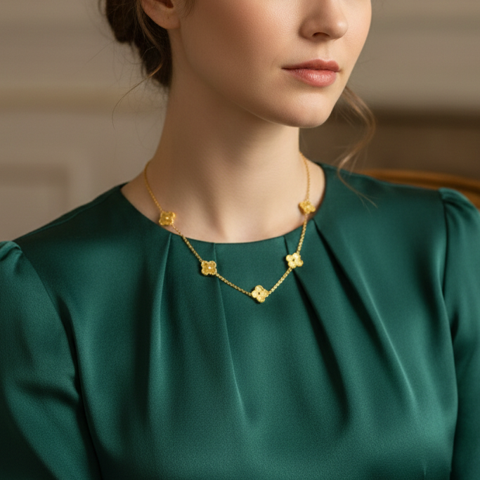 Collier Trèfles Classique et Délicat