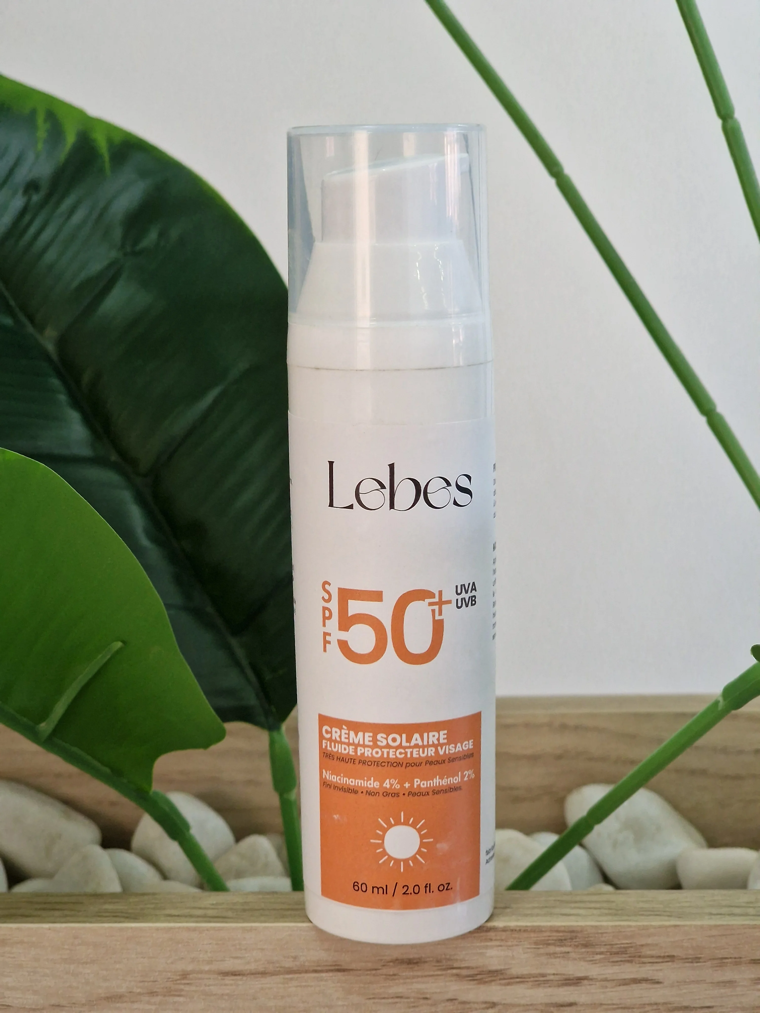 Lebes sun protection Créme anti-age , anti-taches -  control fluid spf 50  - 50ml