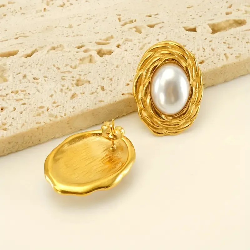 Elegant-Pearl Earrings