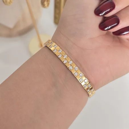 Double-Line Bracelet