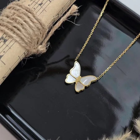 Pearl-Butterfly Necklace