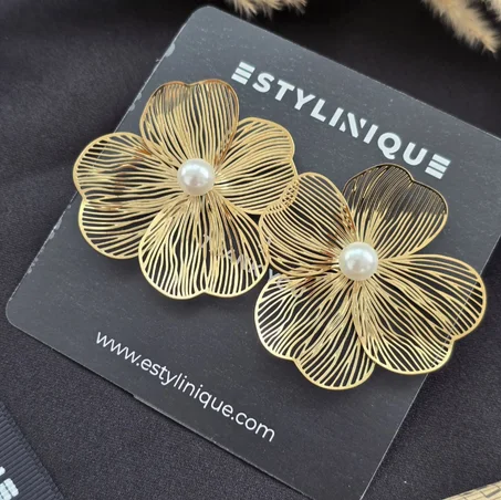 Wire-Flower Earrings