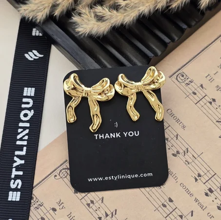 Ribbon-Flow Earrings