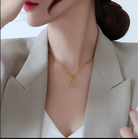 Rectangle Necklace