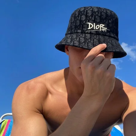 Collection Premium — Bucket Hats