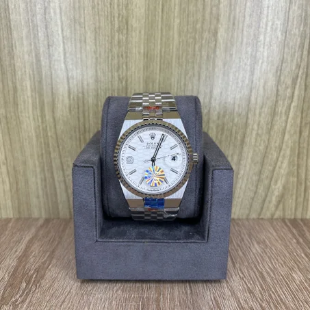 Rolex Land dweller