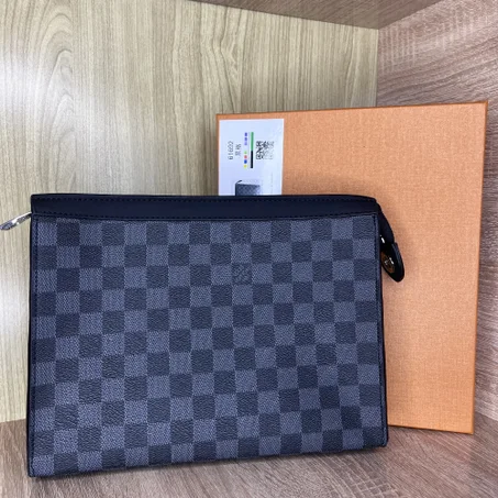Trousse Louis vuitton