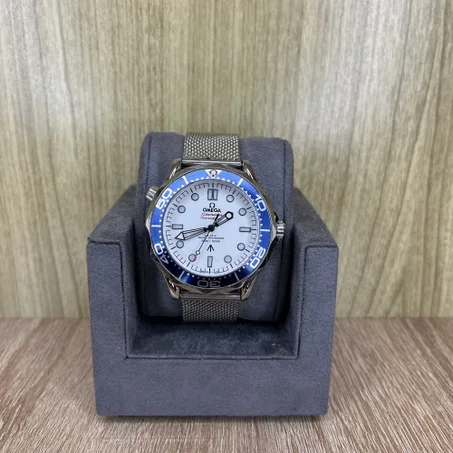 Omega automatique
