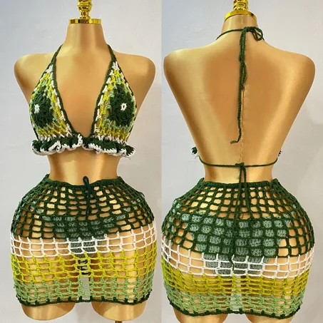 Ensemble Trois Pieces au Crochet Multicolore