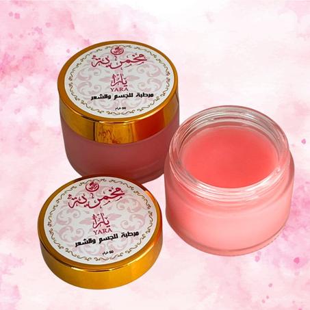 مخمرية مرطبة الجسم والشعر