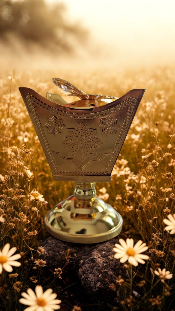 مبخرة فاخرة بتصميم تراثي راقٍ