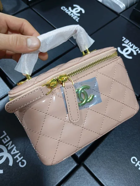 CHANEL CLR 3