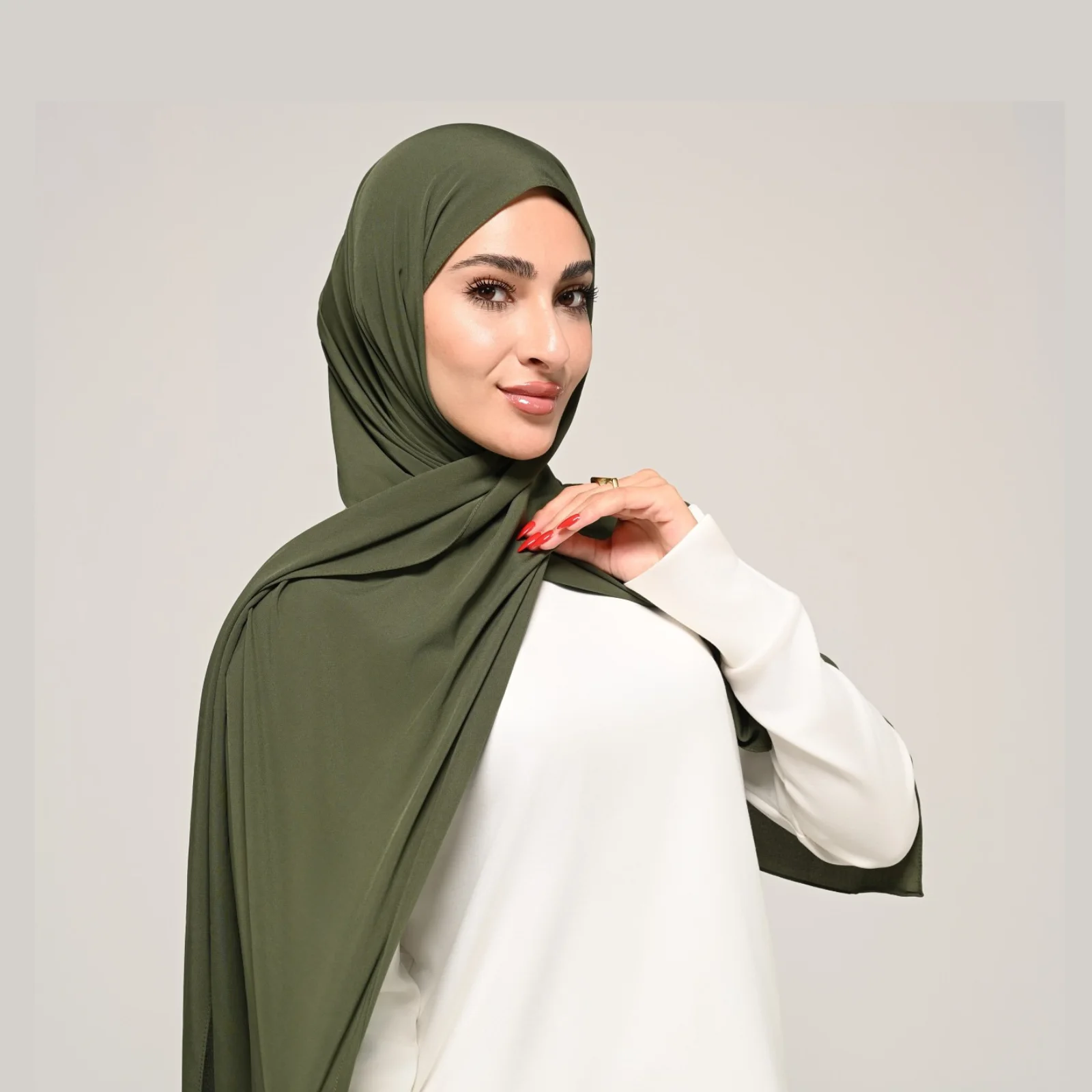 شال سارة ( لون أخضر زيتوني )