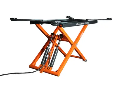 SCISSOR LIFTS