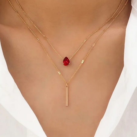 قلادة طبقتين على شكل دمعة