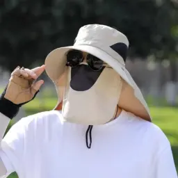 قبعة شمسية لحماية الوجه والعنق
