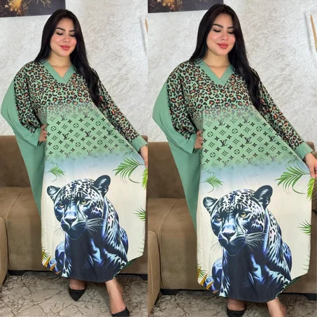 فراشة أنيقة و جذابة