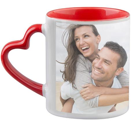 Mug main coeur rouge