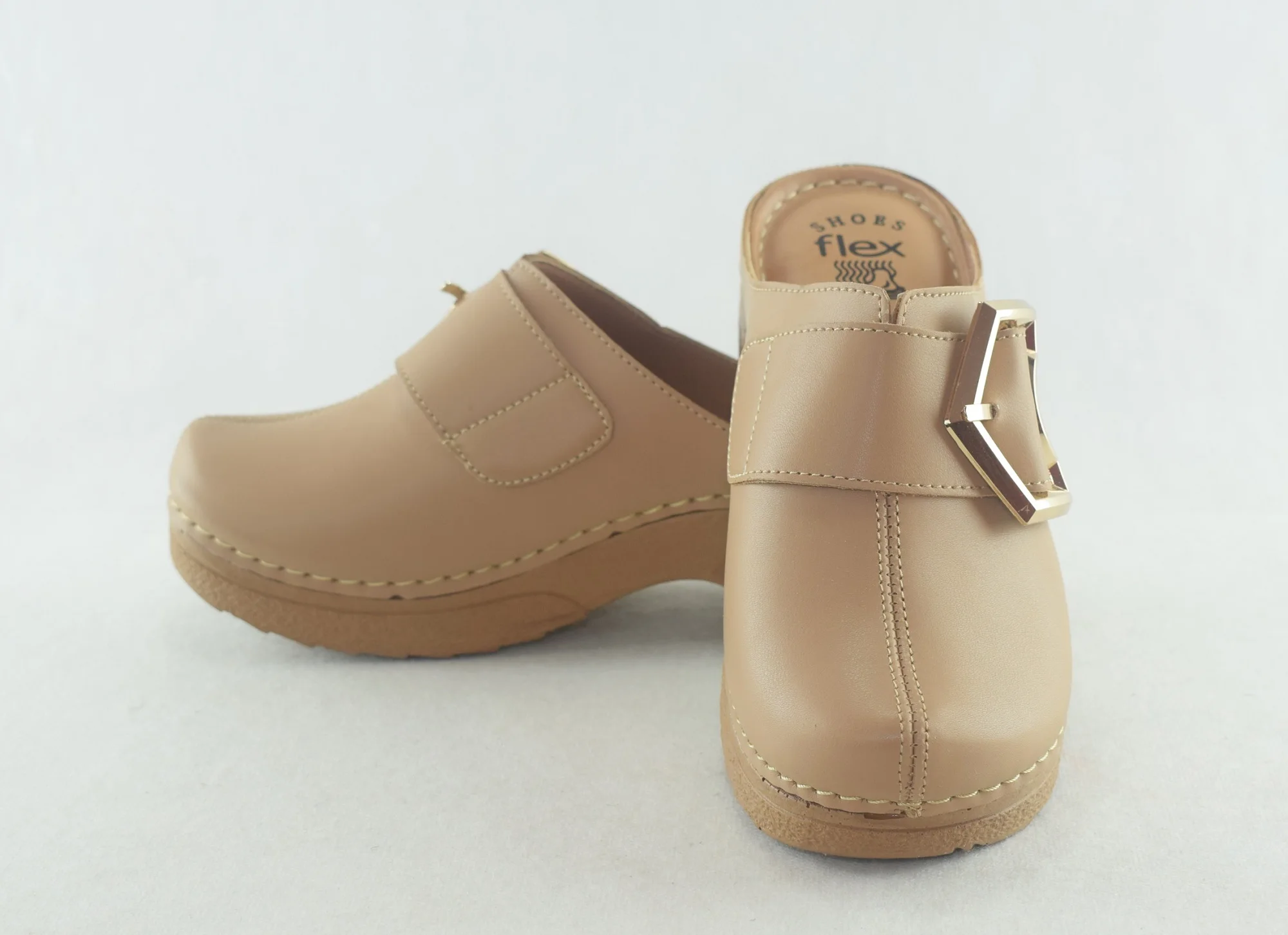 537 - Sabot pour femme semelle haute tendance 2023-2024 Beige
