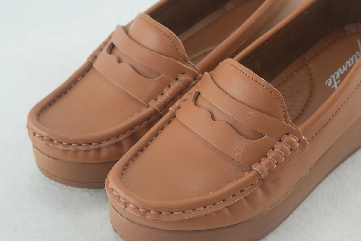 908 - Mocassins pour femme tendance 2024 - Marron