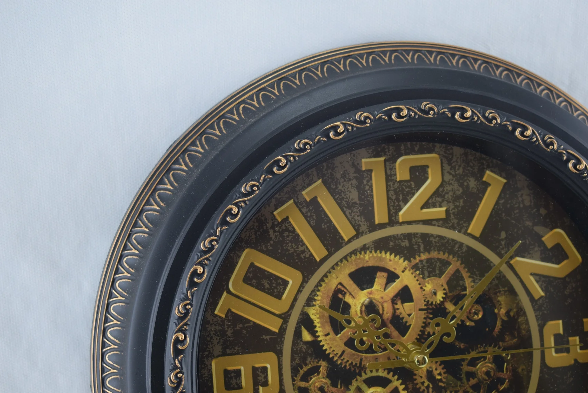 761 - Horloge murale ronde à quartz 2023 - ABL-492
